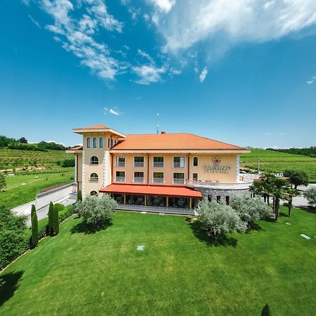 Hotel Venko Dobrovo Eksteriør bilde