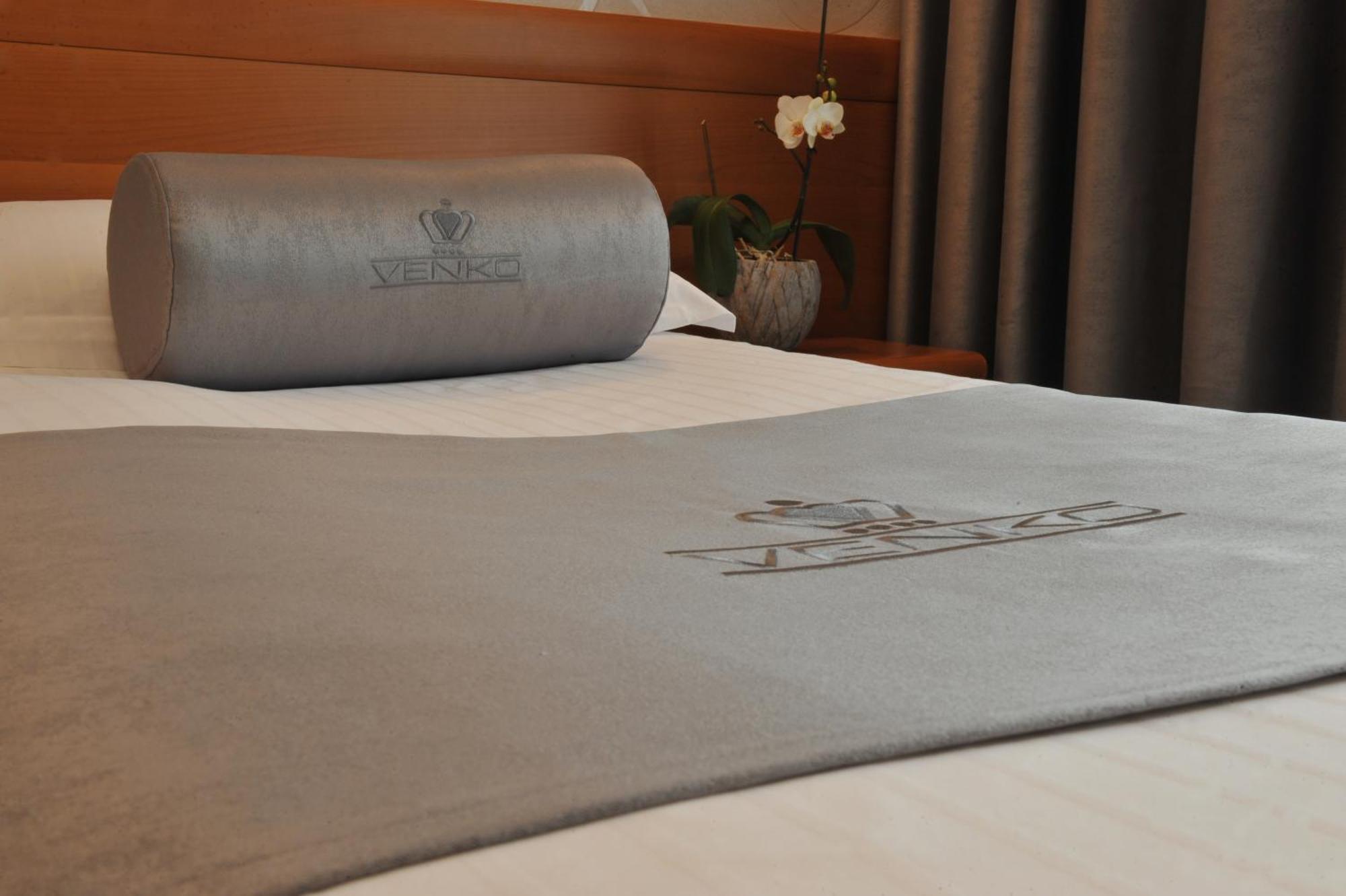 Hotel Venko Dobrovo Eksteriør bilde
